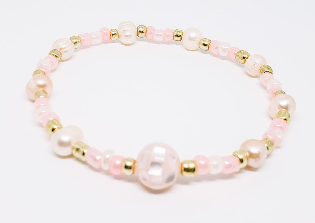 The Sylvia pearl bracelet